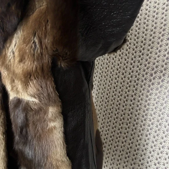 Vintage Mandel's Raccoon Fur Patchwork Leather Pea Coat Women's Size L- XL Brown - Picture 9 of 12